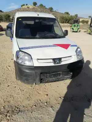 Veículo de Sucata PEUGEOT PARTNER (S2) Combi Pro do ano 2007 alimentado 9HW