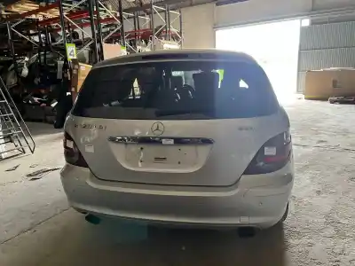 Scrapping Vehicle clase c clase r w251 320 cdi l 251.122 of the year 2022 powered om642950