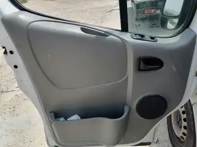 Veículo de Sucata renault trafic caja cerrada (ab 4.01) 1.9 diesel do ano 2002 alimentado f9q u7