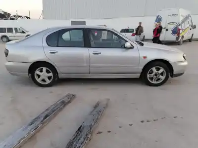 Здавання транспортного засобу nissan primera berlina (p11) gx року 2000 потужний cd20