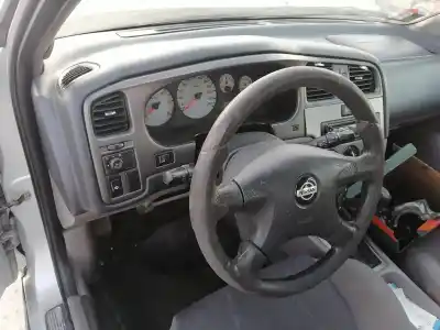 Здавання транспортного засобу nissan primera berlina (p11) gx року 2000 потужний cd20
