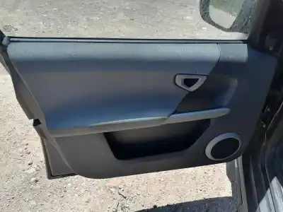 Sloopvoertuig smart forfour forfour 47 kw van het jaar 2005 aangedreven m134910