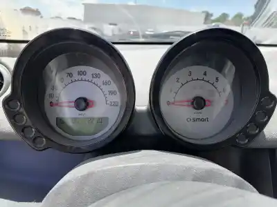 Sloopvoertuig smart forfour forfour 47 kw van het jaar 2005 aangedreven m134910