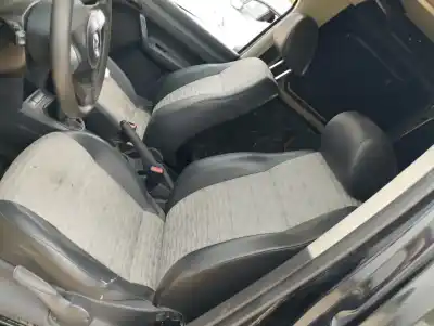 Veículo de Sucata VOLKSWAGEN CADDY KA/KB (2K) Kombi do ano 2012 alimentado CAY