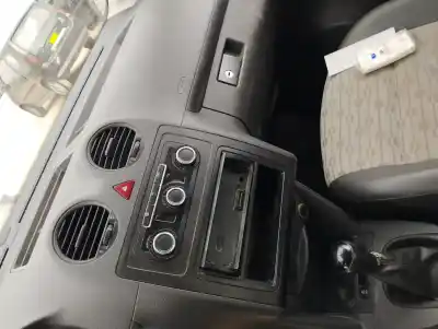 Veículo de Sucata volkswagen caddy ka/kb (2k) kombi do ano 2012 alimentado cay