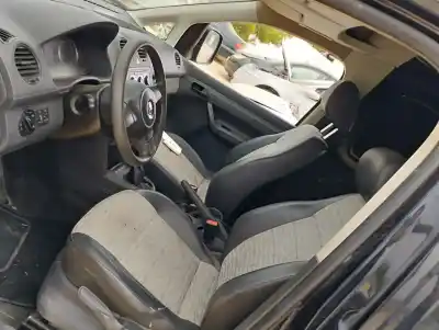 Veículo de Sucata volkswagen caddy ka/kb (2k) kombi do ano 2012 alimentado cay