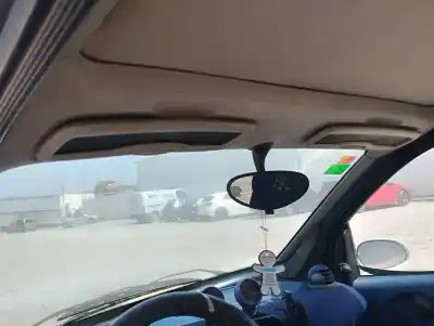 Veicolo di demolizione smart fortwo coupe m160910 dell'anno 2000 alimentato m160910