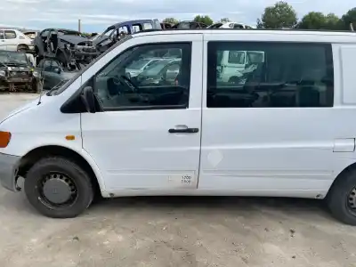 Здавання транспортного засобу clase c vito w638 combi 108 d 638.164 року 1996 потужний 0m 601 d23