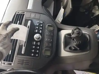 Здавання транспортного засобу ford focus c-max (dm2) 1.6 tdci року 2003 потужний g8da
