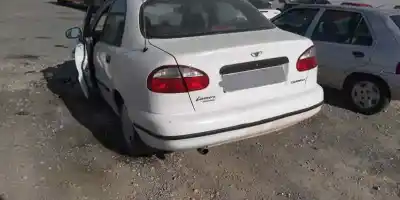 Veículo de Sucata daewoo lanos cool do ano 2001 alimentado a15sms