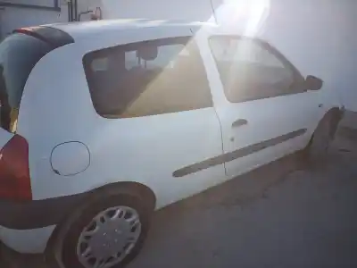 Hurda Aracı renault clio ii fase ii (b/cb0) d7fg7 yılın 1998 güçlü d7fg7