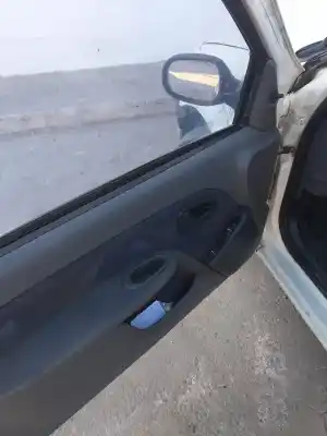 Hurda Aracı renault clio ii fase ii (b/cb0) d7fg7 yılın 1998 güçlü d7fg7