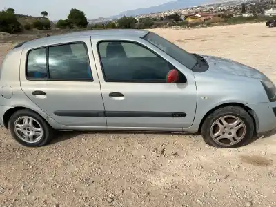 Scrapping Vehicle renault clio ii fase ii b cb0 authentique of the year 2001 powered k9k a7