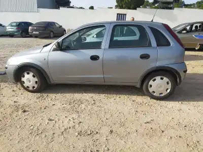 Veículo de Sucata opel combo familiar do ano 2003 alimentado z13dt