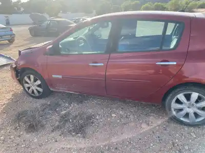 Veículo de Sucata renault clio iii exception do ano 2009 alimentado k9k t7