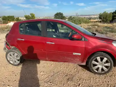 Veículo de Sucata renault clio iii exception do ano 2009 alimentado k9k t7