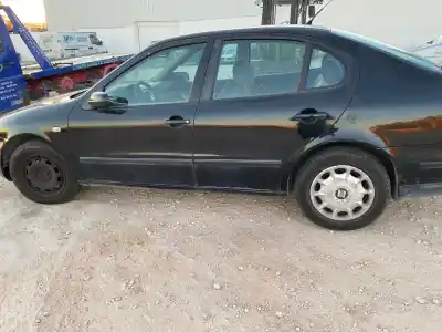 Здавання транспортного засобу seat toledo ii (1m2) 1.9 tdi року 0 потужний ahf