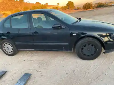 Здавання транспортного засобу seat toledo ii (1m2) 1.9 tdi року 0 потужний ahf