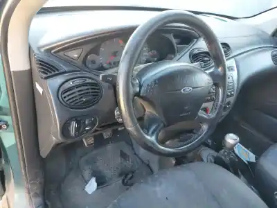 Veículo de Sucata ford focus berlina (cak) ambiente do ano 1998 alimentado f9da