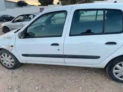 Здавання транспортного засобу renault clio ii fase i (b/cb0) f9qr7 року 2001 потужний f9qr7