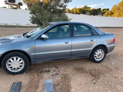 Veículo de Sucata audi a4 b5 avant (8d5) 1.8 t do ano 1998 alimentado aeb Veículo de Sucata audi a4 b5 avant (8d5) 1.8 t do ano 1998 alimentado aeb