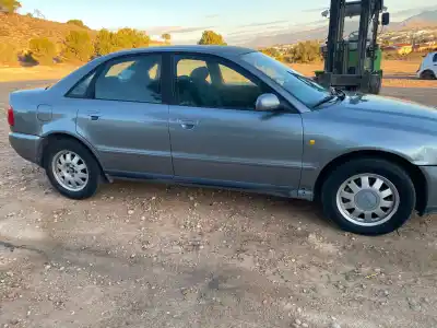 Veículo de Sucata audi a4 b5 avant (8d5) 1.8 t do ano 1998 alimentado aeb Veículo de Sucata audi a4 b5 avant (8d5) 1.8 t do ano 1998 alimentado aeb