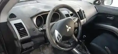 Scrapping Vehicle mitsubishi outlander (cw0) 2.0 di-d intense plus of the year 2008 powered bsy