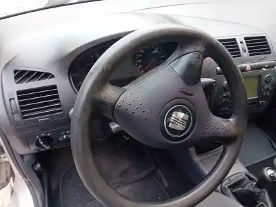 Verschrottungsfahrzeug seat ibiza (6k1) select des jahres 1999 angetrieben aua