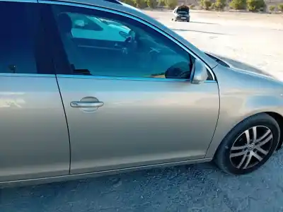 Veículo de Sucata volkswagen golf v variant 1k5 trendline do ano 2007 alimentado bls