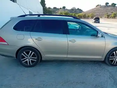 Veículo de Sucata volkswagen golf v variant 1k5 trendline do ano 2007 alimentado bls
