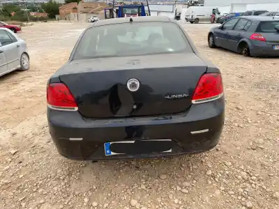 Veicolo di demolizione FIAT LINEA (110) Activa (110.0/111.0) dell'anno 2009 alimentato 199A3000