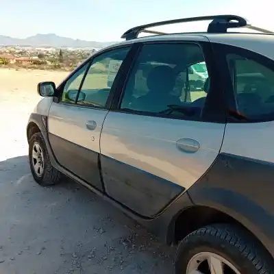 Здавання транспортного засобу renault                                            scenic rx4 (ja0)                                                                                                                                                                                                                                           g/f4r c7 року 2002 потужний f4r c7