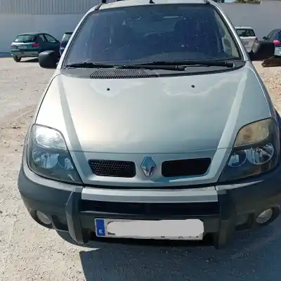Здавання транспортного засобу renault                                            scenic rx4 (ja0)                                                                                                                                                                                                                                           g/f4r c7 року 2002 потужний f4r c7