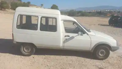 Veicolo di demolizione citroen c15 d familiale dell'anno 1990 alimentato 