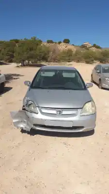 Sloopvoertuig honda civic berlina 3 (ep1/2) 1.4i s van het jaar 2002 aangedreven d16v1