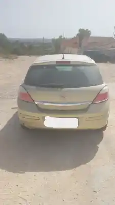 Здавання транспортного засобу CORSA                                              ASTRA                                                                                                                                                                                                                                                      H BER Cosmo року 2004 потужний Z16XEP
