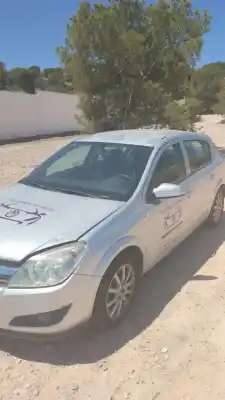 Здавання транспортного засобу corsa                                              astra                                                                                                                                                                                                                                                      h ber cosmo року 0 потужний z19dtj
