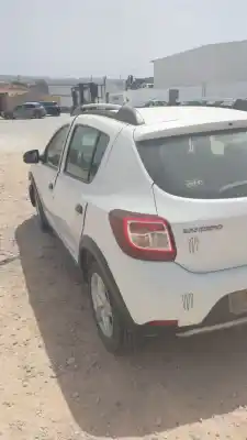 Veicolo di demolizione dacia sandero laureate dell'anno 2012 alimentato h4b b4