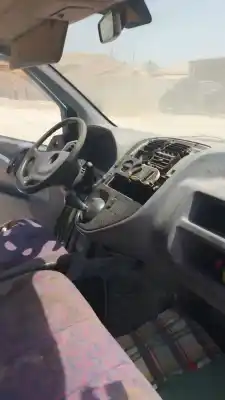 Здавання транспортного засобу clase c vito w638 combi 112 cdi 638.194 року 0 потужний 