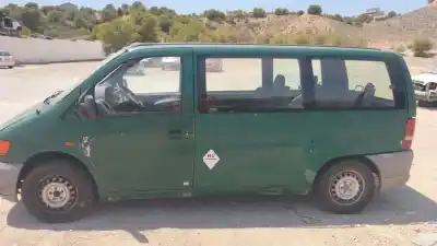 Здавання транспортного засобу CLASE C VITO W638 COMBI 112 CDI 638.194 року 0 потужний 