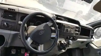 Veículo de Sucata ford transit caja cerrada. media (fy) ft 350 2.4 service-line do ano 0 alimentado h9fb