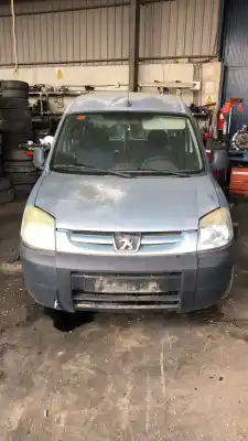 Véhicule à la ferraille peugeot partner (s2) combi pro de l'année 0 alimenté d wjy