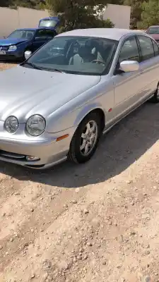Scrapping Vehicle jaguar stype 3.0 v6 of the year 1999 powered fc