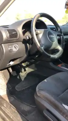 Veículo de Sucata audi a3 (8l1) 1.9 tdi do ano 0 alimentado atd