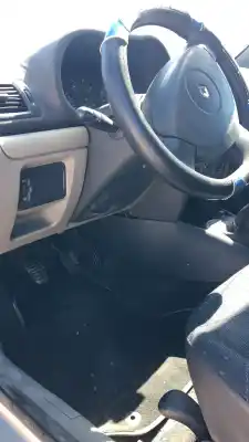 Veículo de Sucata renault clio ii fase ii b cb0 authentique do ano 0 alimentado d7f g7