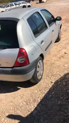 Veículo de Sucata renault clio ii fase ii b cb0 authentique do ano 0 alimentado d7f g7