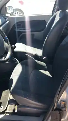 Veículo de Sucata renault clio ii fase ii b cb0 authentique do ano 0 alimentado d7f g7