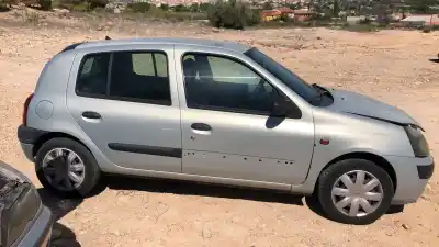 Veículo de Sucata renault clio ii fase ii b cb0 authentique do ano 0 alimentado d7f g7