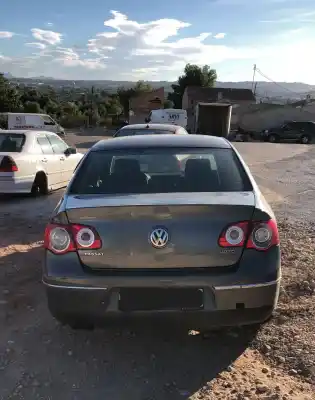 Scrapping Vehicle bmw 3 (e46) 320 i of the year 2000 powered 0