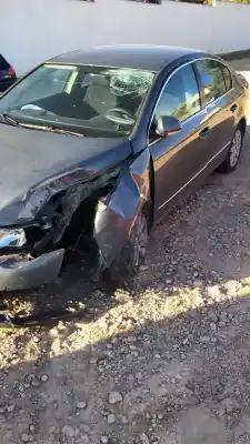 Scrapping Vehicle bmw 3 (e46) 320 i of the year 2000 powered 0